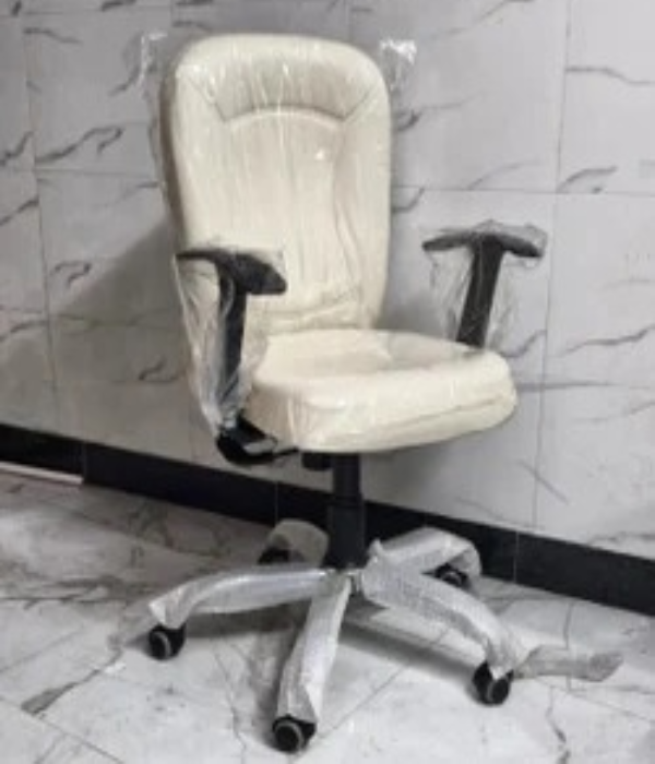 MEDIUM BACK OFFICE CHAIR